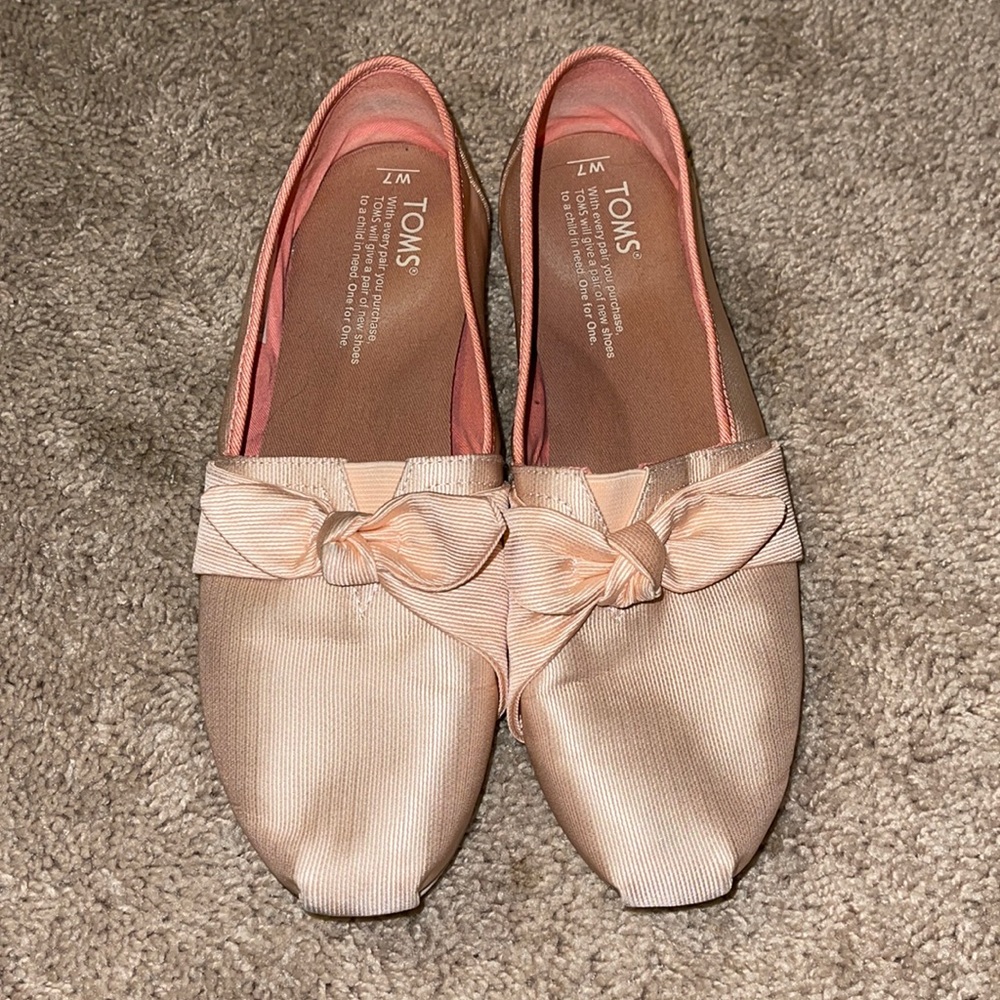 TOMS with Pink Satin Bow 🎀
